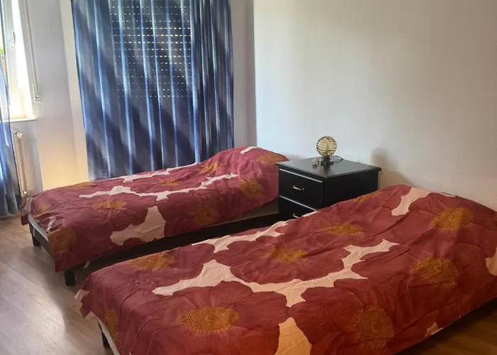 Zweizimmerwohnung Mit Gutem Verbindung *
